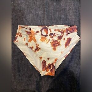 Gianni Bini Cow print swim bottoms